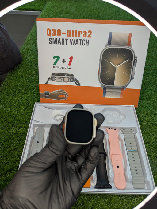 Q30 ultra 2 smart watch with 7 straps